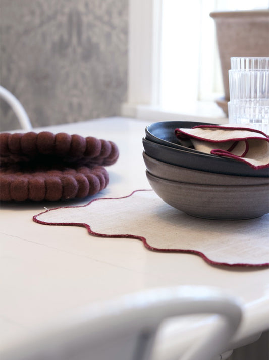 Bordstablett Sabina Vinröd 4-pack