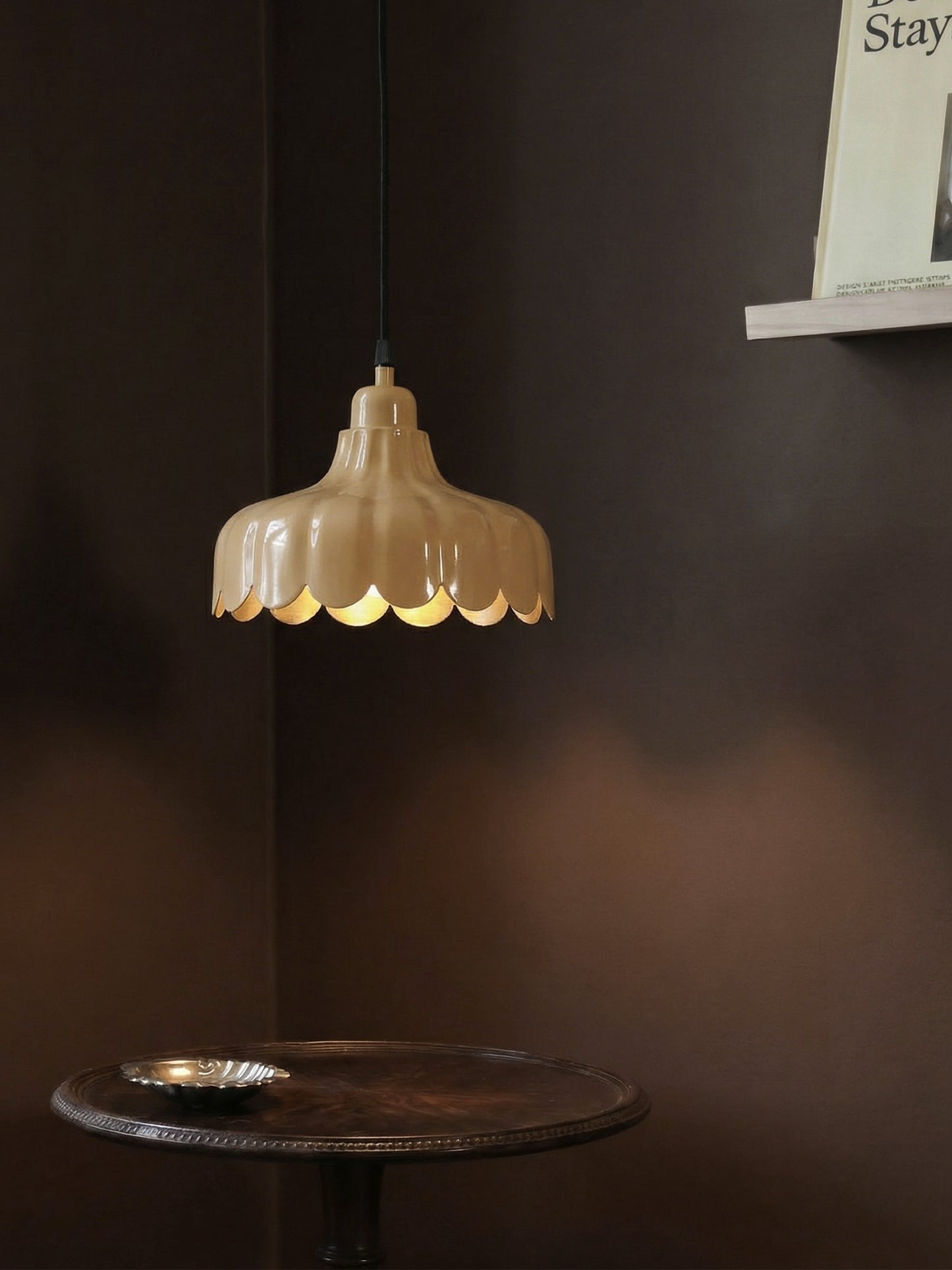 Fönsterlampa Wells Lejongul 24 cm