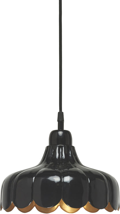 En mindre svart fönsterlampa inspirerad av en blomma