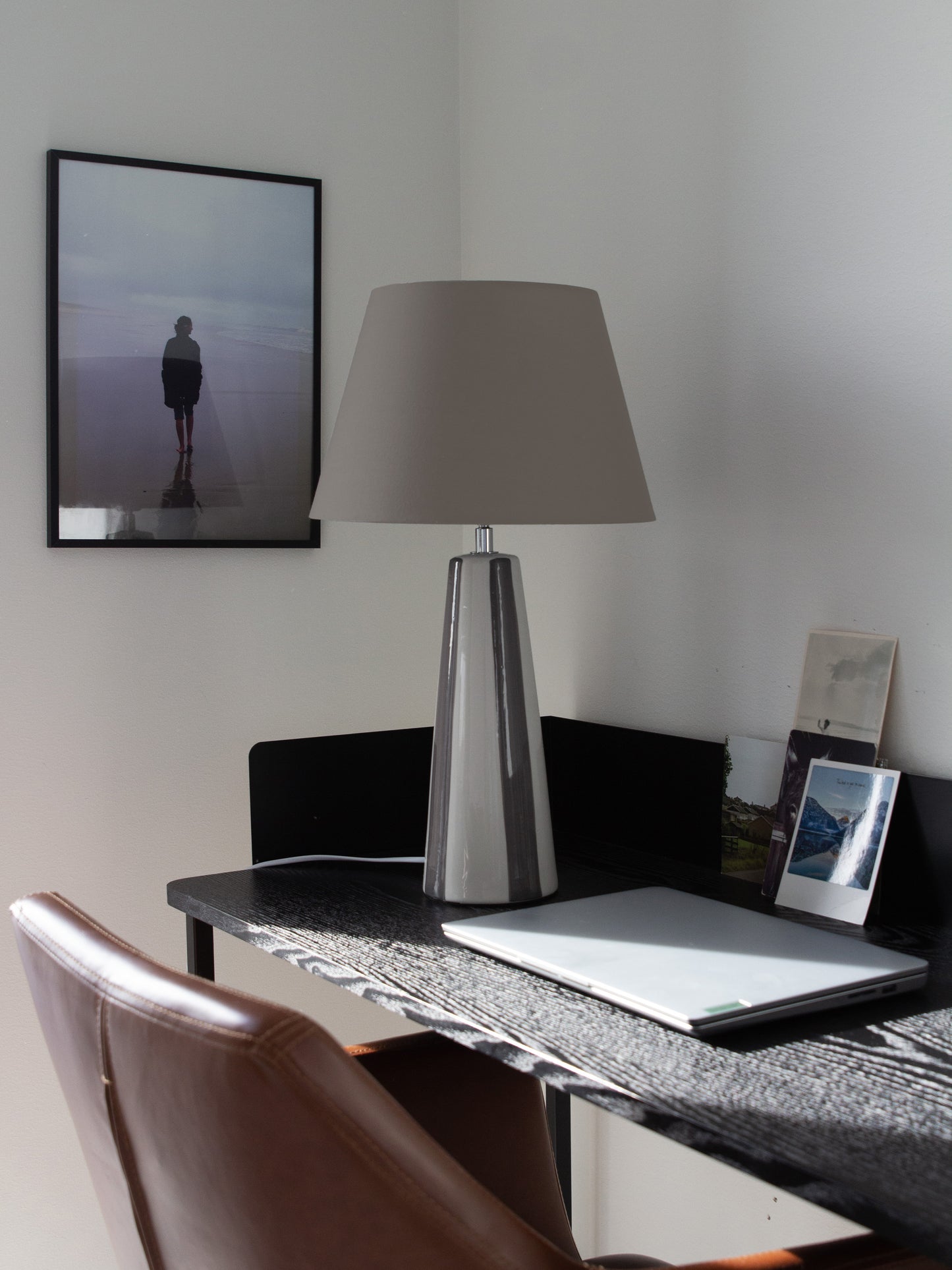 Bordslampa Leya