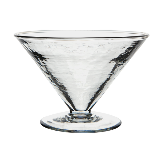 Cocktailglas med vid kupa på fot.